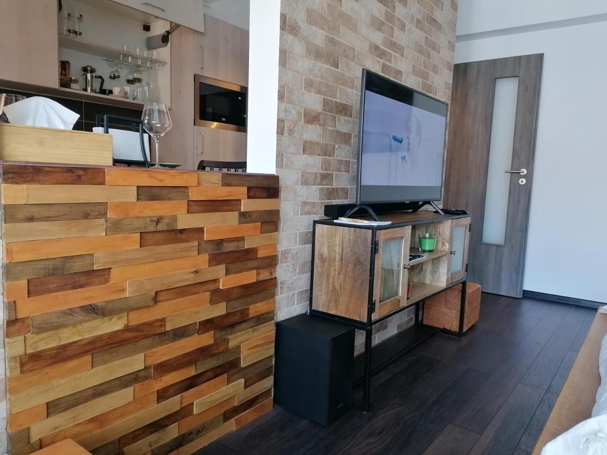 Wooden Touch Studio Brasov Bagian luar foto